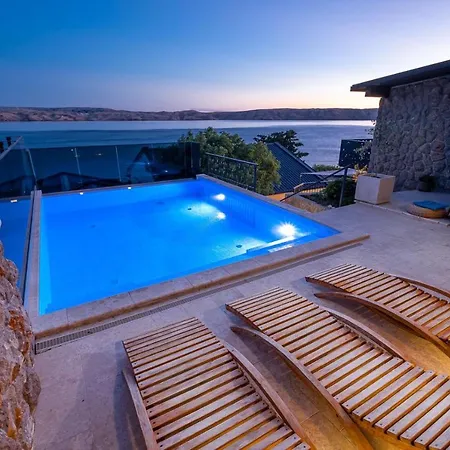 Apartments Matea With Pool And Sea View Cesarica Exterior photo