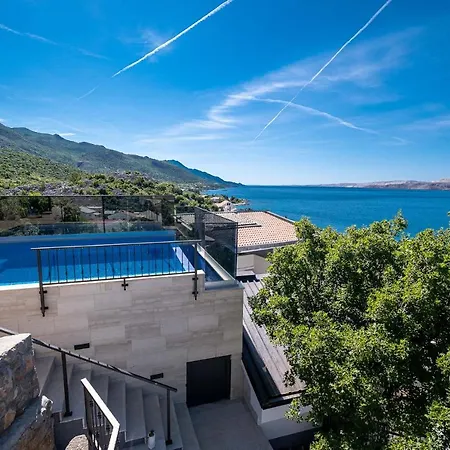 Apartments Matea With Pool And Sea View Cesarica Exterior photo