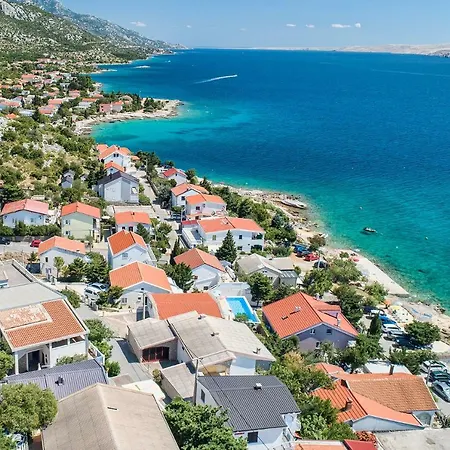 Apartments Matea With Pool And Sea View Cesarica Exterior photo