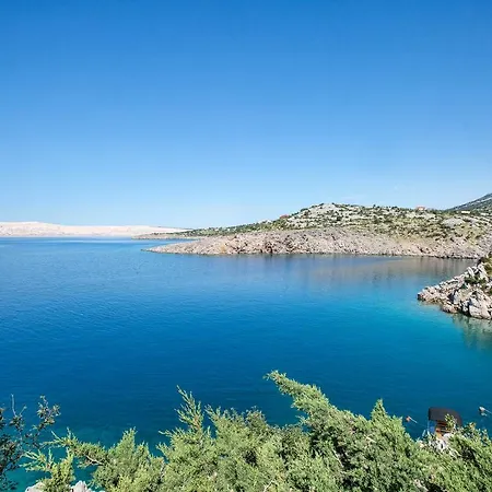 Apartments Matea With Pool And Sea View Cesarica Exterior photo
