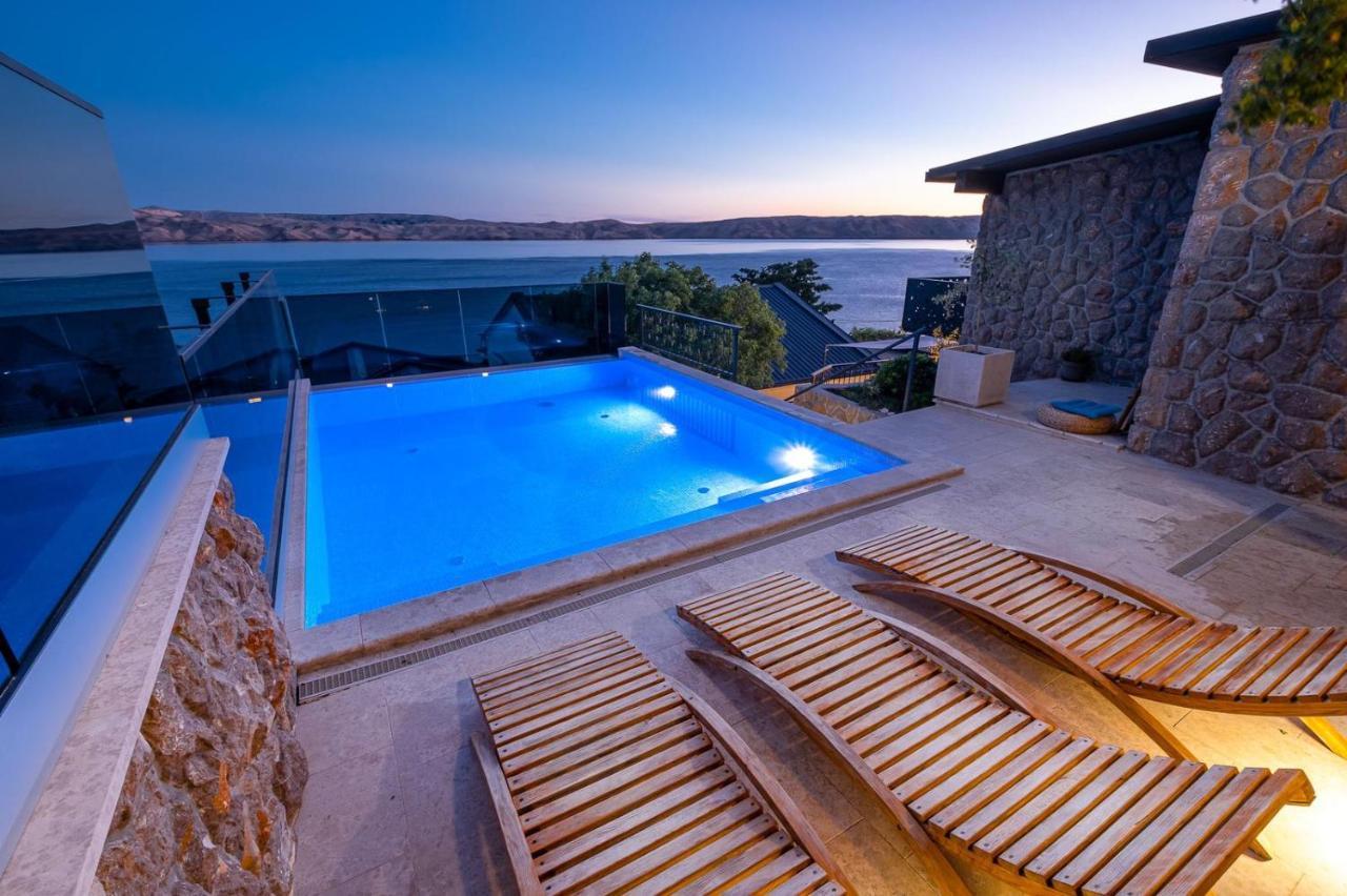 Appartement Matea With Pool And Sea View