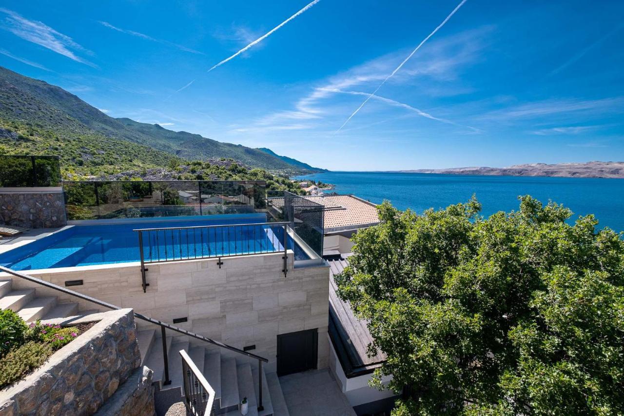 Matea With Pool And Sea View Apartament *
