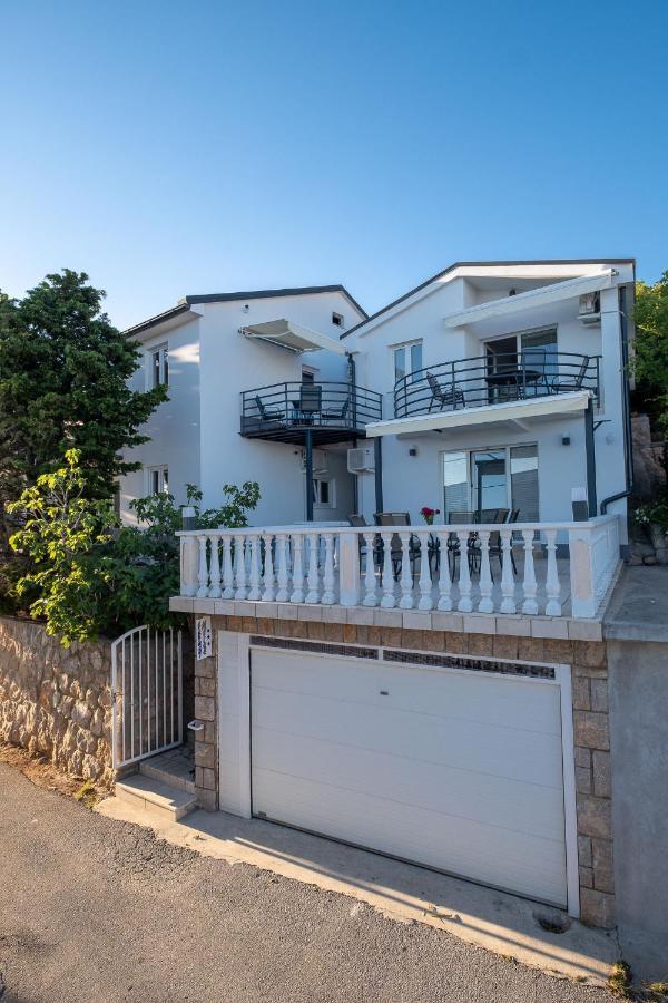 Apartment Matea With Pool And Sea View *